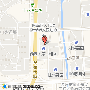 西湖人家停车场