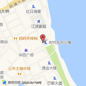 时代东方公寓西侧停车场